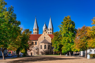 Fototapeta na wymiar Liebfrauenkirche Halberstadt