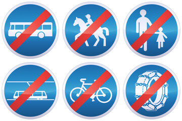Obraz premium Collection of end-of-obligation road signs (cutout)