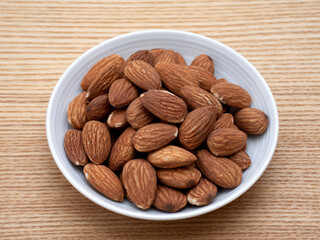 ローストアーモンド