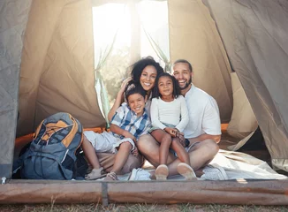 Foto op Plexiglas Happy black family, smile and camping in tent for fun, adventure and bonding together in nature. Portrait of African mother, father and children relax on holiday camp for summer vacation and outdoors © David L/peopleimages.com