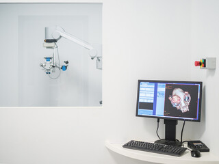 Computer with pet MRI scan