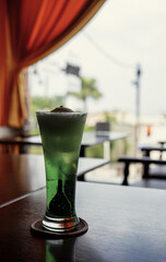 カフェ　メロンソーダ