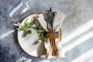 Rustic summer table setting