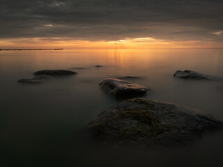 Fototapeta na wymiar Sonnenuntergang am Meer (2)