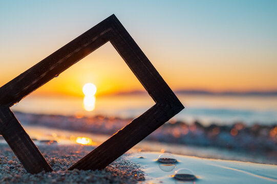 「昇る」の画像 - 154,278 件の Stock 写真、ベクターおよびビデオ | Adobe Stock