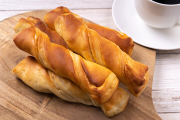 ミルクツイストパン