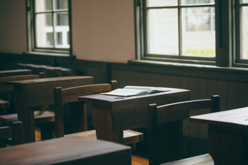 趣ある校舎　School