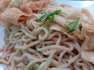 a photo of noodle food, spicy and delicious