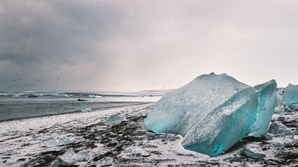 Cold Iceland - 536263648