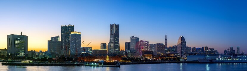 Fototapeta premium Yokohama Minato-Mirai at dusk.