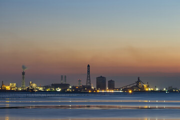 Fototapeta premium View of the factory which I looked at from the Egawa shore in the night, Chiba, Japan