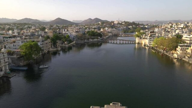 4K Aerial Shots of Udaipur the city of Lakes in Rajasthan India - City Palace 60fps Slow Motion
