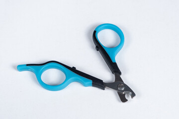 Nail clipper for small pets - cats, dogs, guinea pigs, chinchillas, parrots