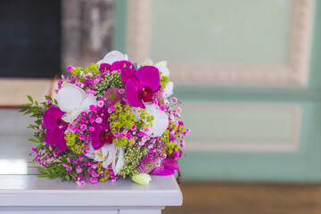 Le bouquet de la mariée à la commune