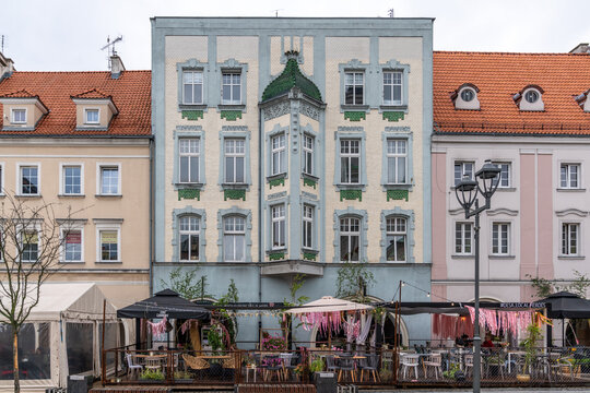 Marktplatz von Gliwice mit seinen bunten H&auml;usern in Polen