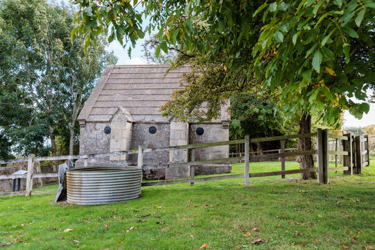 NORTH HINKSEY CONDUIT HOUSE, English Heritage in Oxford, England