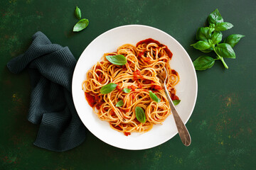 spaghetti with tomato sauce, traditional italian pasta