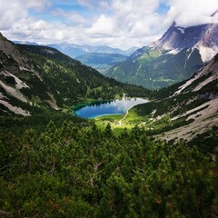 Naklejka na ściany i meble lake seebensee austrian alps