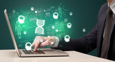 hand browsing on the internet for medical issues