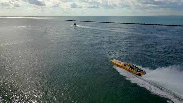 Aerial video Thriller fast boat tour Miami