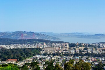 Fototapeta na wymiar Downtown San Francisco city from Twin peaks.