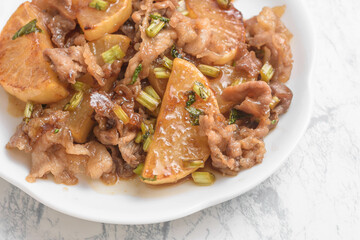 豚肉と大根の照り焼き