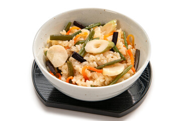 手作りの山菜おこわ