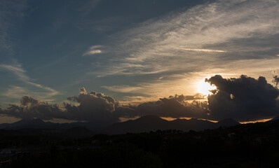 Spectacular photographs of sunsets in Molise, Italy
