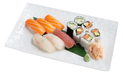 Assortiment de sushi maki saumon thon daurade png