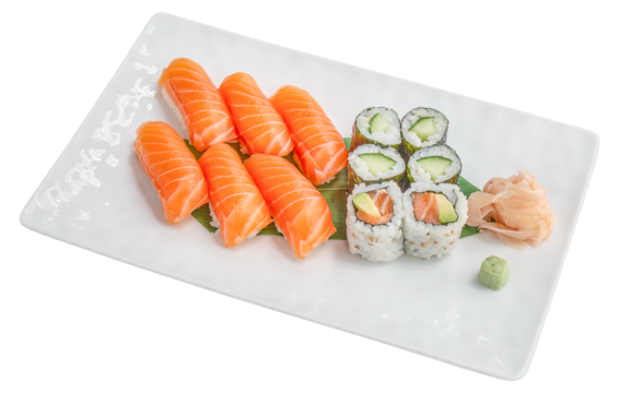 Assortiment de sushis makis (saumon) png