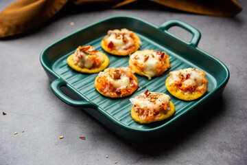 Papdi pizza are mini food bites, Indian kids favourite party snack