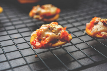 Papdi pizza are mini food bites, Indian kids favourite party snack