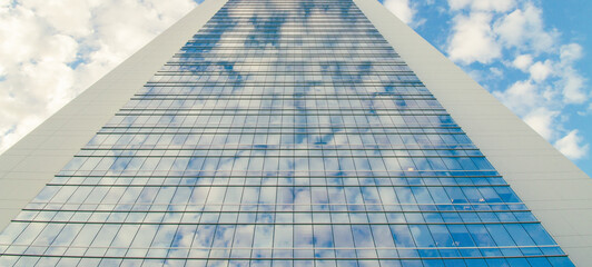 reflejos en edificio