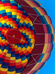 Obraz premium Inside a colorful hot air balloon with geometric patterns