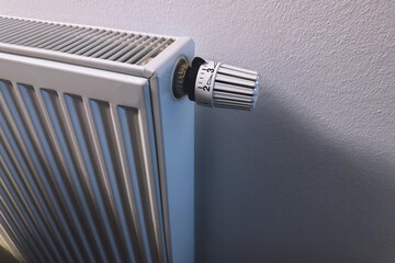 Regulator on radiator- heating cost explosion, energy crisis