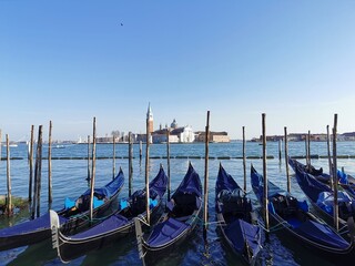 gondolas