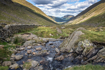 Obraz premium Looking down to Brothers water from Kirston pass