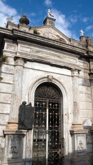 Fototapeta premium Ornate crypt in the Recoleta Cemetery, Buenos Aires, Argentina