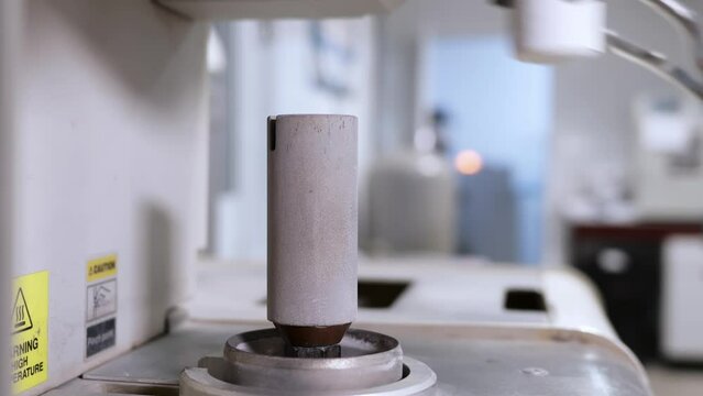 Determination of carbon and sulfur in inorganic materials using the combustion technique.