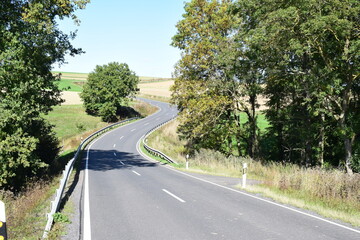 kurvige Strasse