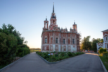 Obraz premium Moscow region, city of Mozhaisk. View of the Mozhaisk Kremlin and Novo-Nikolsky Cathedral