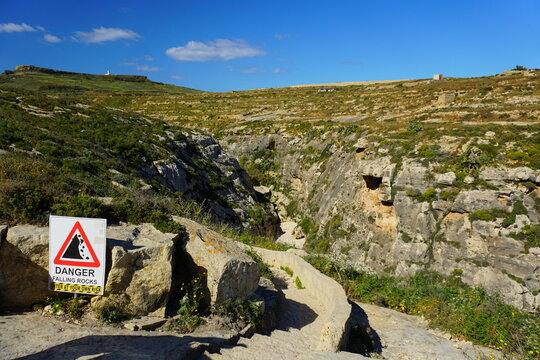 gozo, stepy, kamienie, wyspa, niebezpieczeństwo