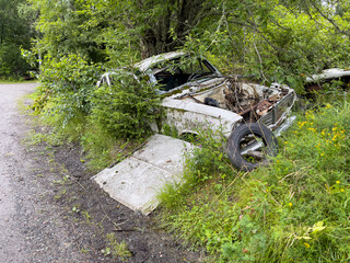 Autofriedhof B&aring;stn&auml;s in Schweden