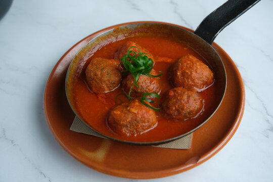 Chicken Kofta curry in a pan