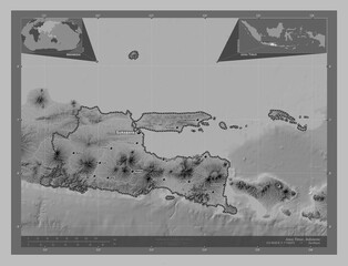 Jawa Timur, Indonesia. Grayscale. Labelled points of cities