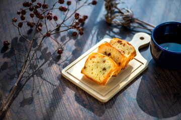 フルーツパウンドケーキと紅茶
