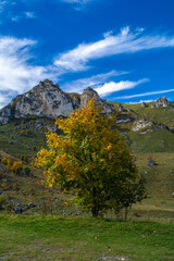 I primi colori dell’autunno ai piedi del Monviso – Rifugio e Lago Alpetto – Valle Po -Cuneo