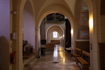 Fototapeta na wymiar L'église catholique Saint Louis, ville de Fontainebleau, département de Seine et Marne, France