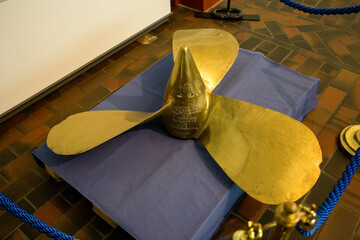 ship propeller