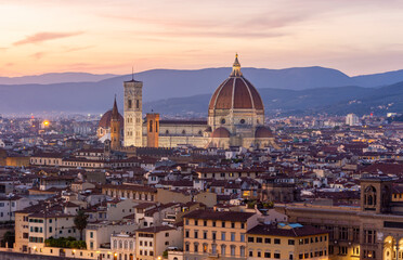 Fototapeta na wymiar Florence Cathedral (Duomo) over city center at sunset, Italy